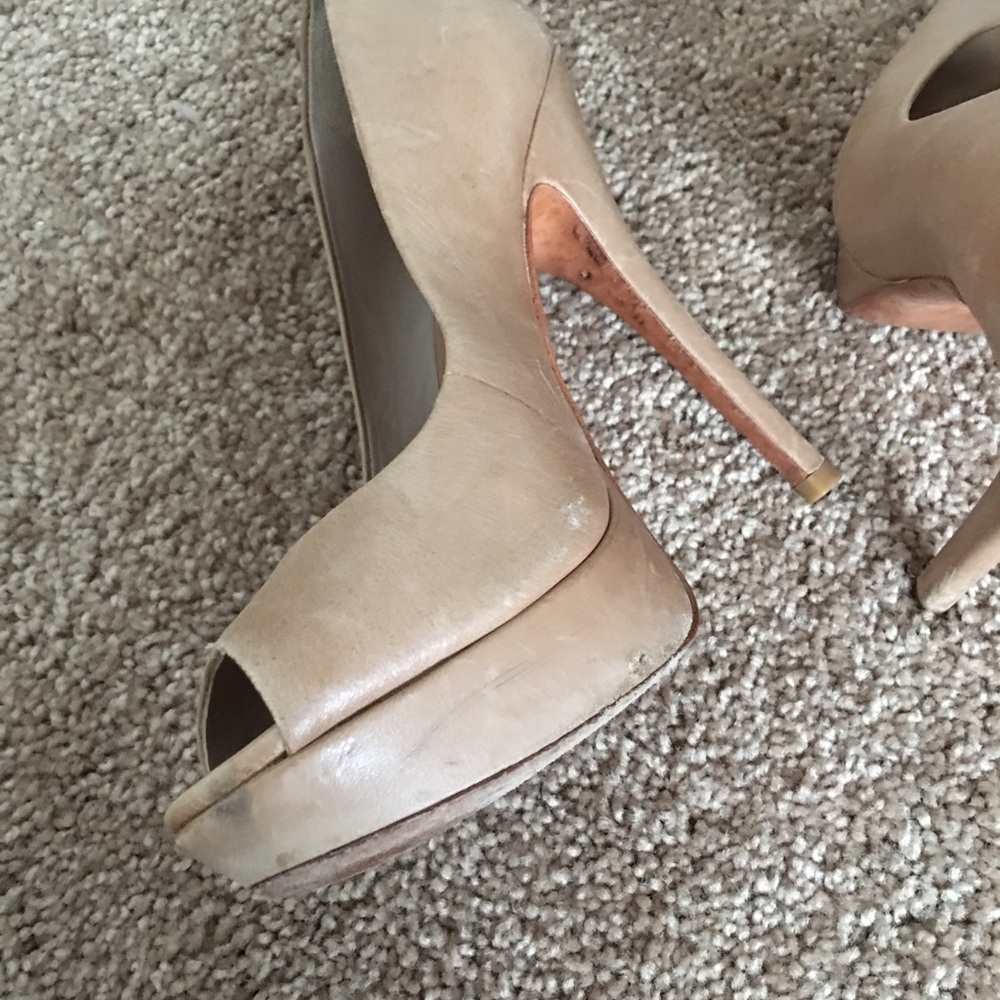 Aldo nude peep toe heel